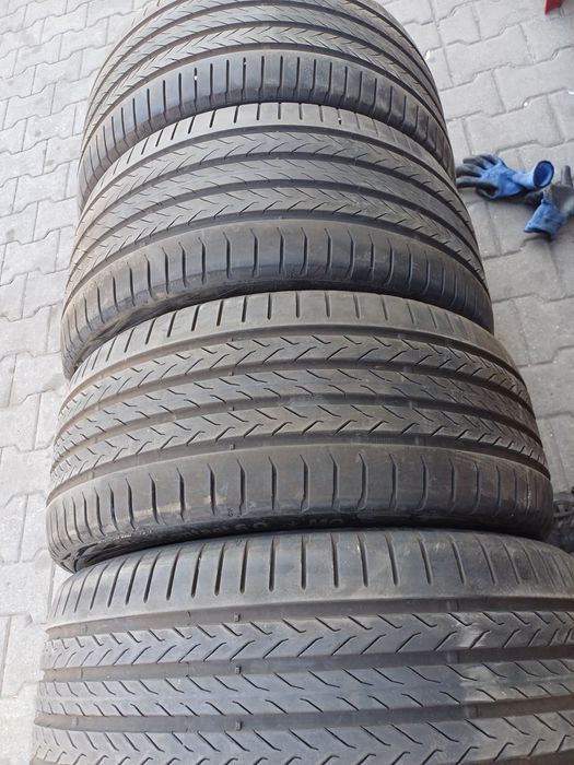 Гуми 245/45/19със275/40/19 Континентал