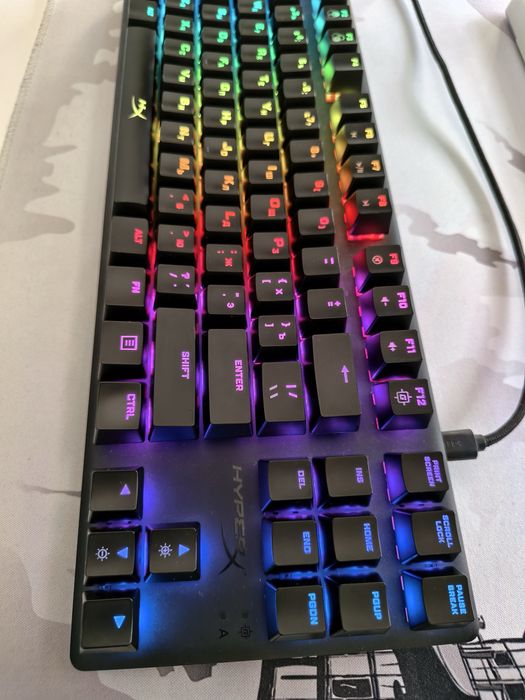 Продам клавиатуру HyperX Alloy Origins core