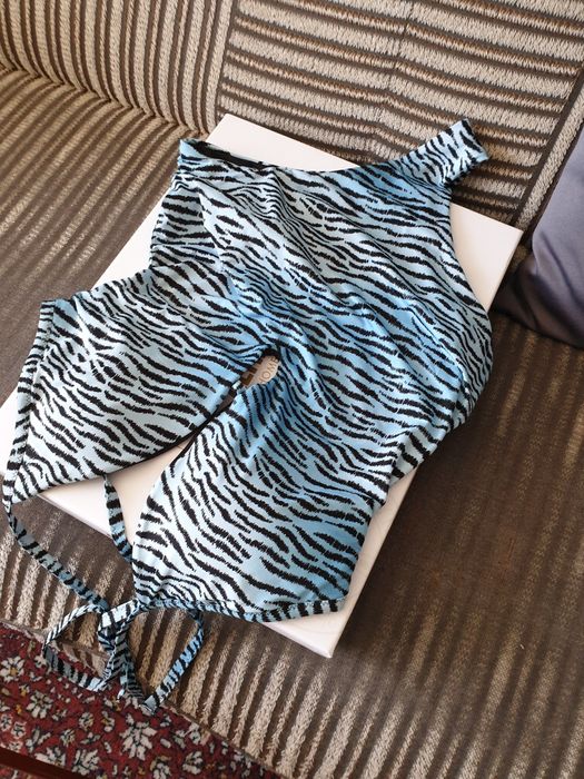 Продам купальник