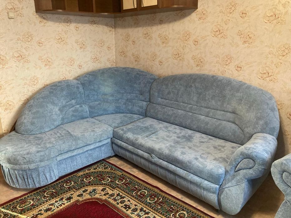 Продам диван в отличном состоянии