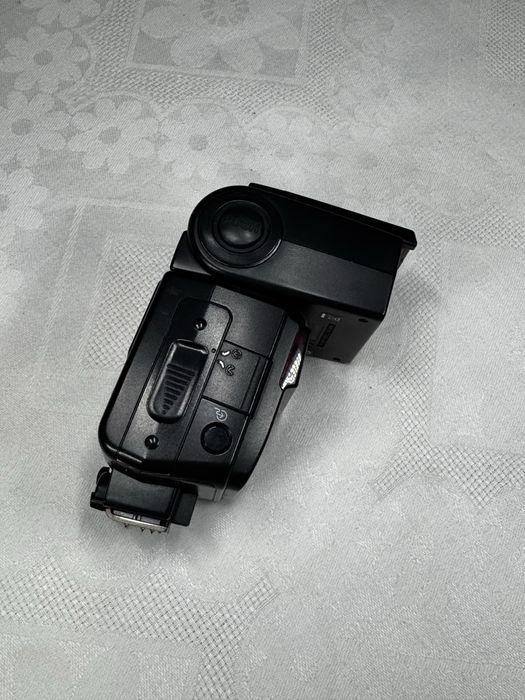 Nikon Speedlight SB-600