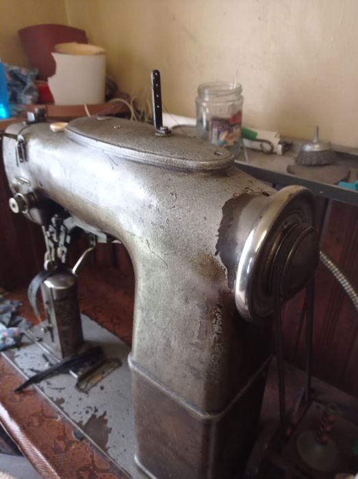 Обущарска  шевна машина миевра бутилкова