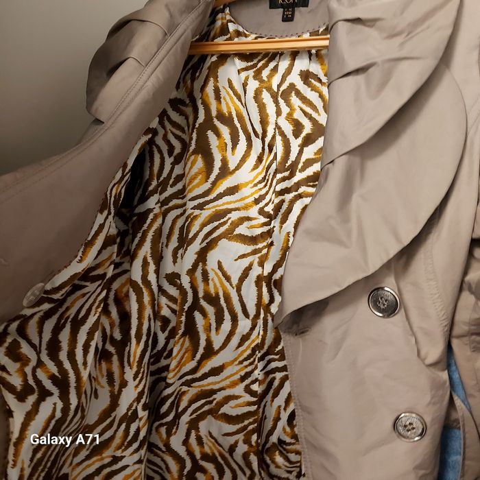 Продам плащ как на фото