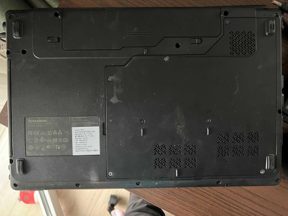 laptop lenovo G560, intel P6100, ssd 256 gb, 4 gb ram ddr3