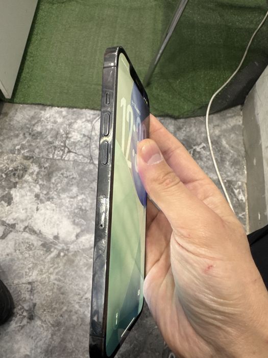 Продам айфон 12про макс(128г)