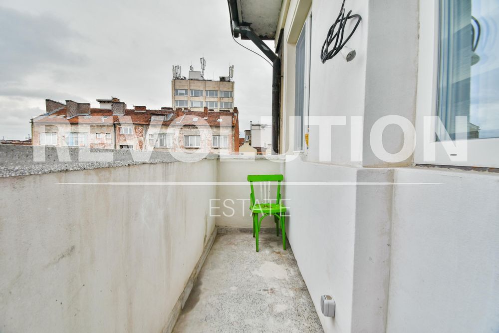 Дава се под наем Тристаен апартамент в София, Център - 90 кв.м за 2000 € - Снимка #11