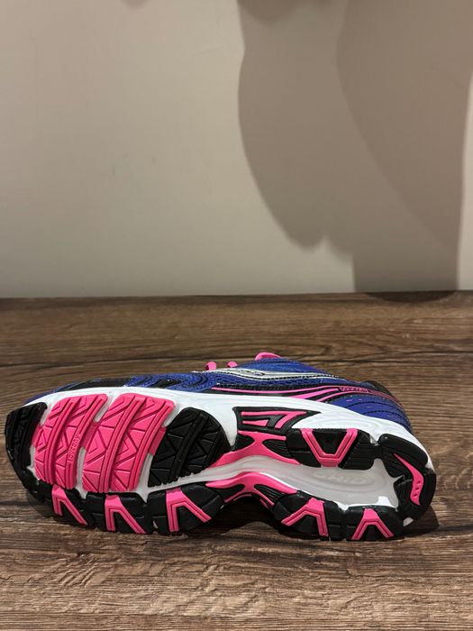 Saucony Oasis,НОВИ,размер 41