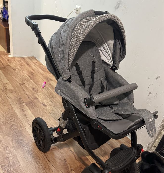 Детская коляска