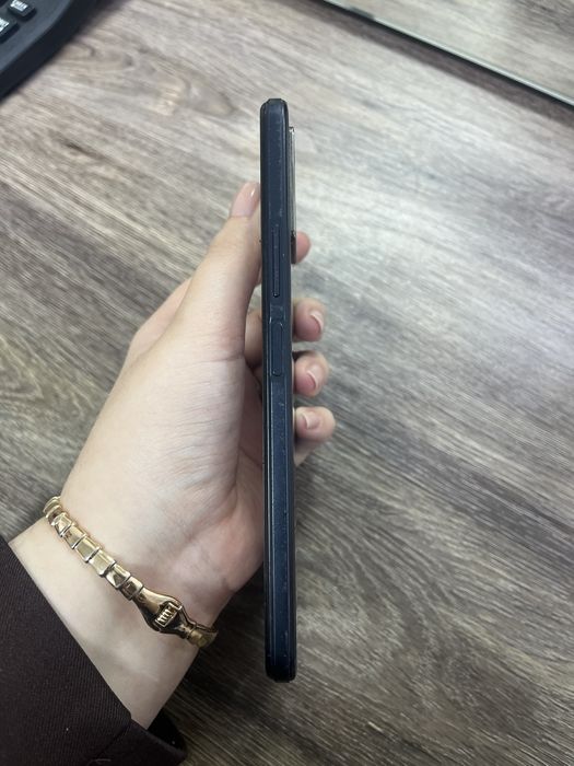 Телефон Vivo Y33s