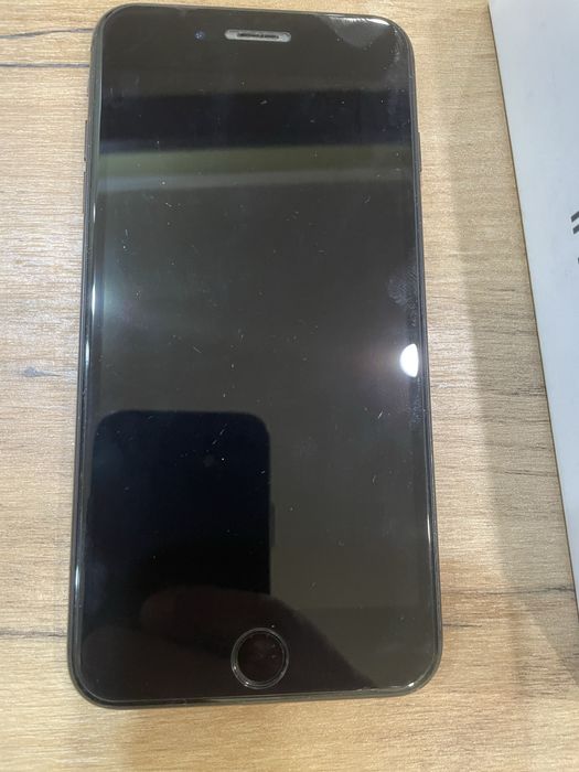 Айфон 7+ б/у в хорошем состоянии