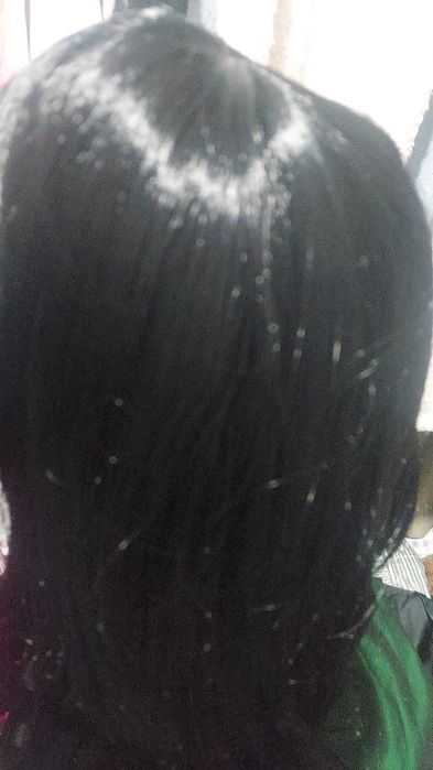 Парик искусственный.