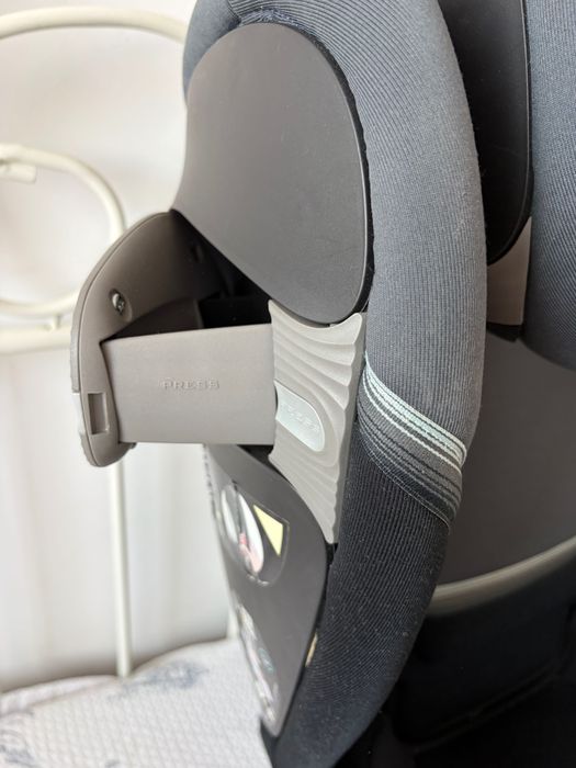 Столче за кола Cybex Solution