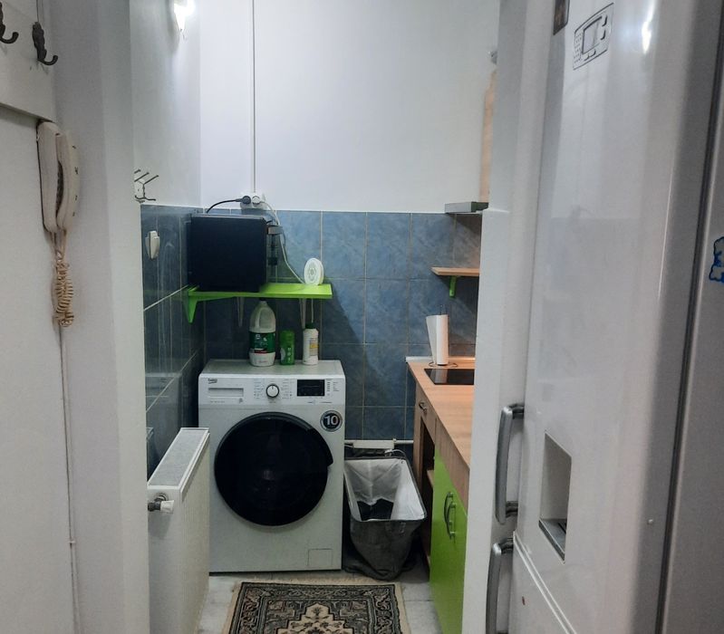 Închiriez garsonieră 1 camera