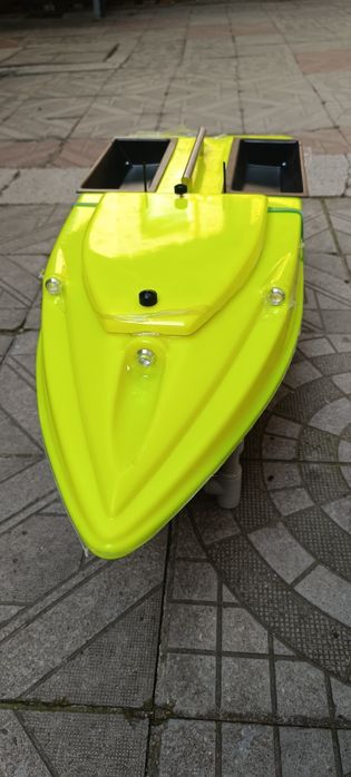 Лодка за захранка