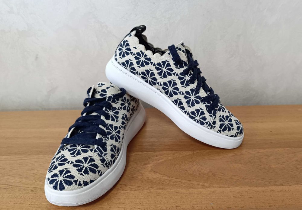 Kate Spade Spade Flower Lift Knit Geo-Много Запазени