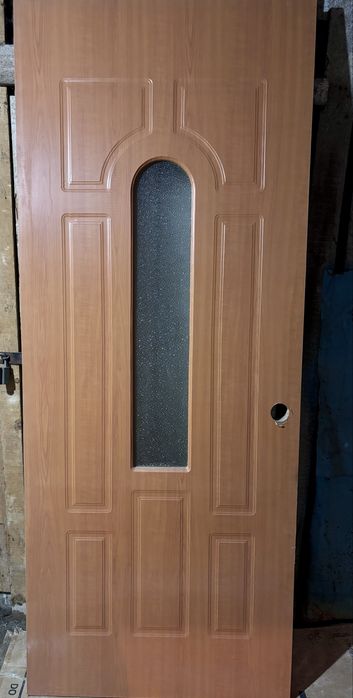 Продам две межкомнатные двери