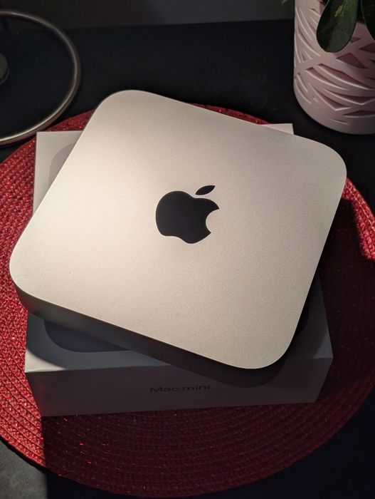 Apple Mac Mini M2 24GB SSD 256GB impecabil