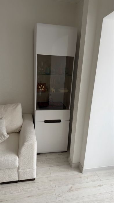 Шкаф для гостиной