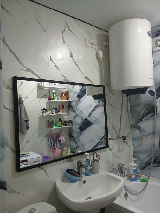 Продам квартиру 12 микрорайон 4 этаж