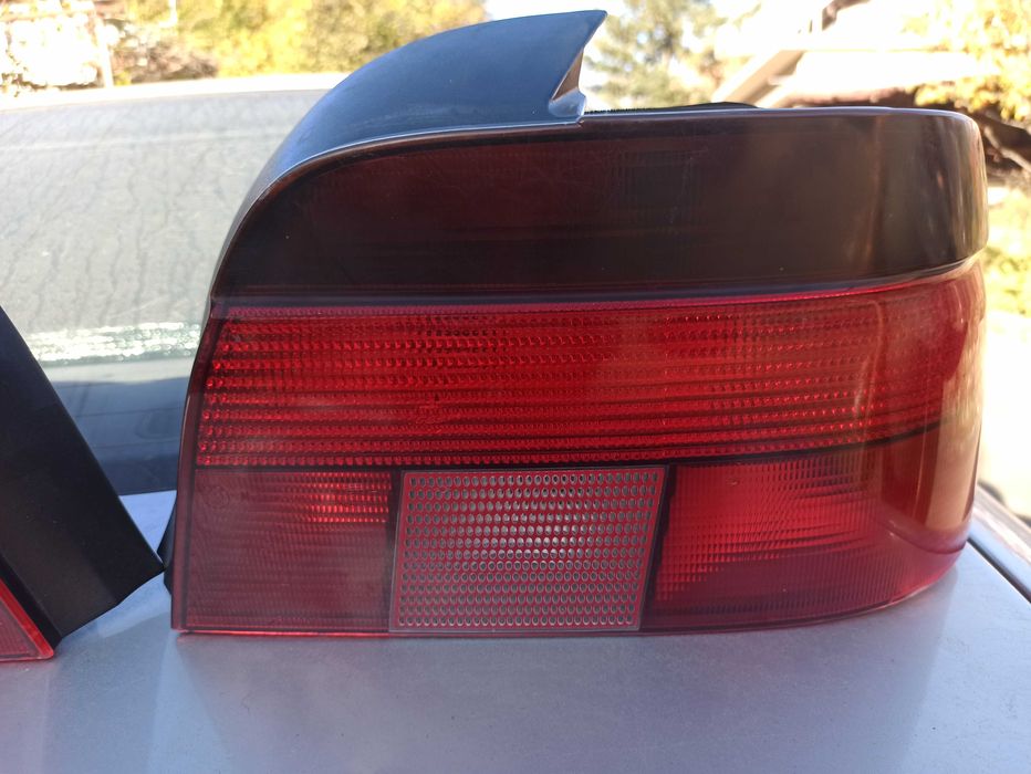 Стопове за БМВ е39 фейстлифт гр. Кърджали Резбарци • OLX.bg