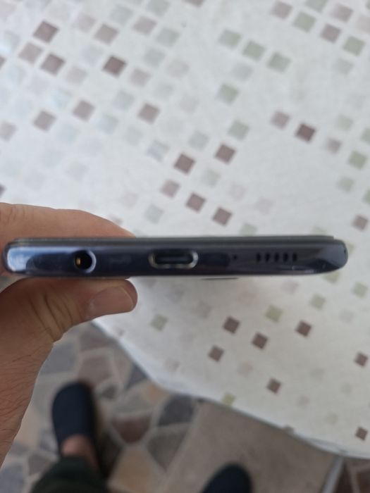 Продавам  Samsung A 51