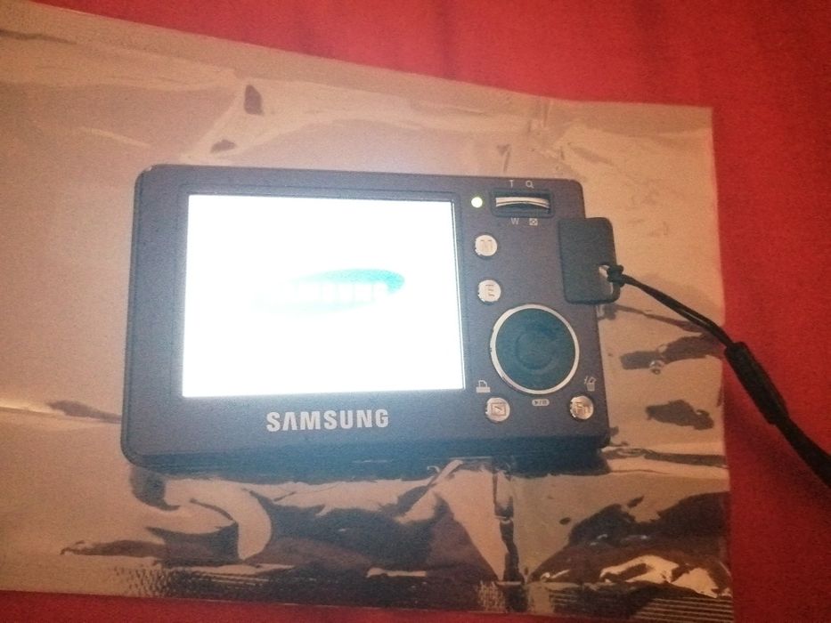 Foto Samsung L83T impecabila Husa Originala