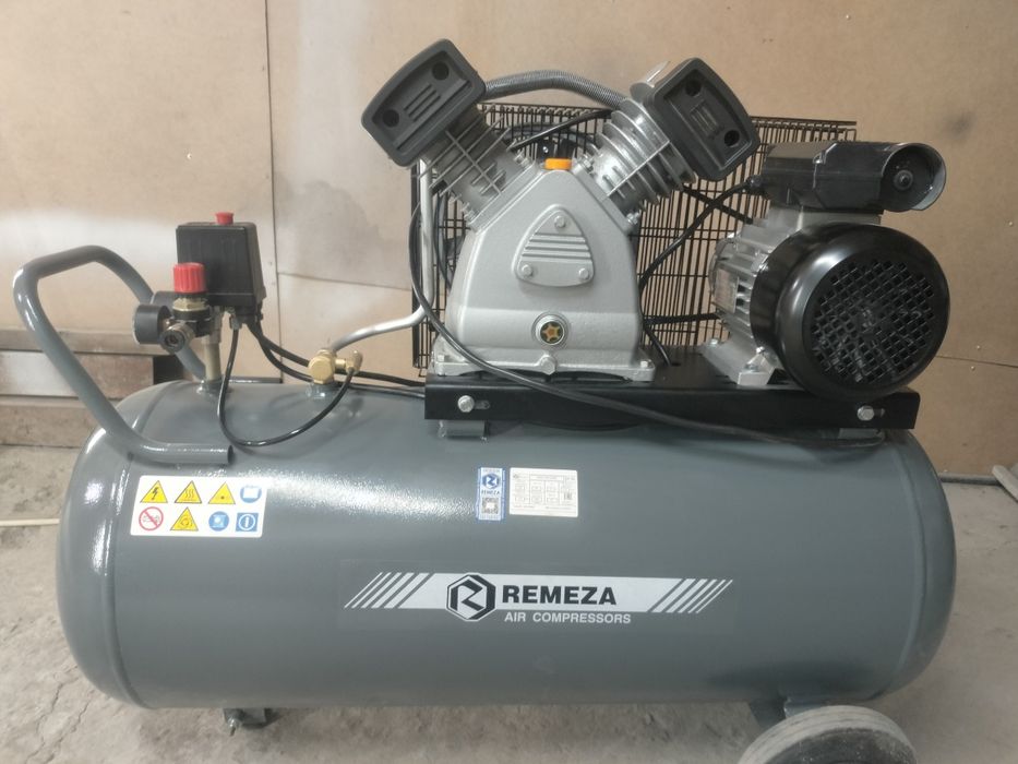 Продам компрессор 100 литровый