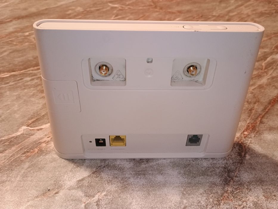 Vand Router Huawei 4G 8310s-22