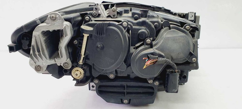 Оригинални фарове BMW 5 F11 F10 Full Led Adaptive 2014 - 2017 година