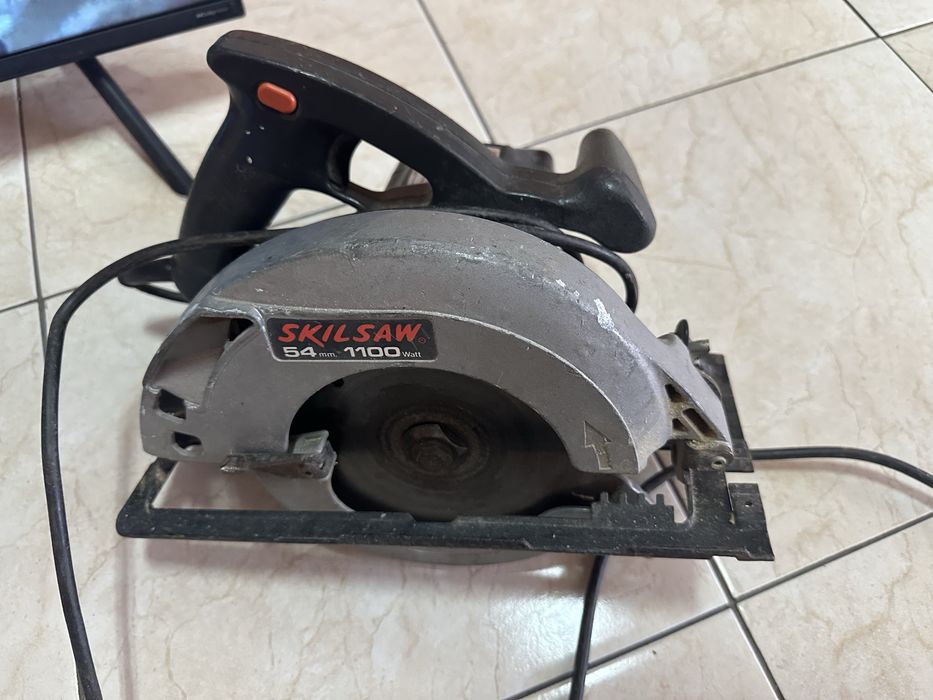 Ръчен Циркуляр Skilsaw