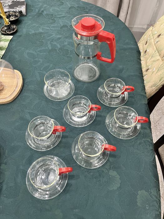 Продаётся чайный сервиз