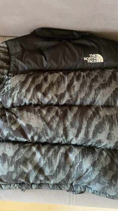 The North Face  Яке Nuptse 700