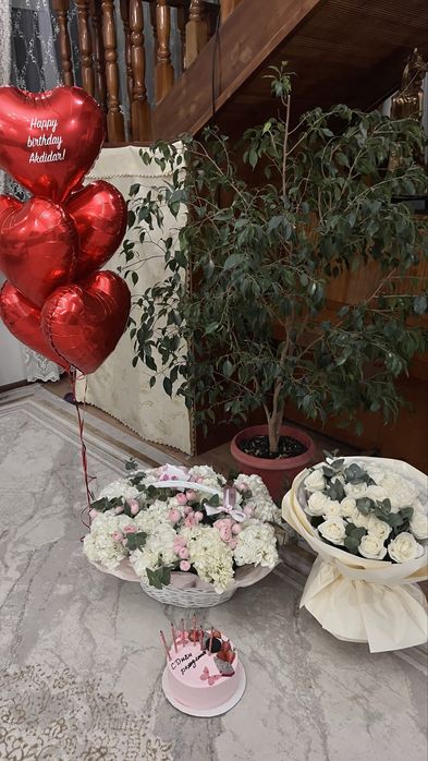 Цветы в корзинке