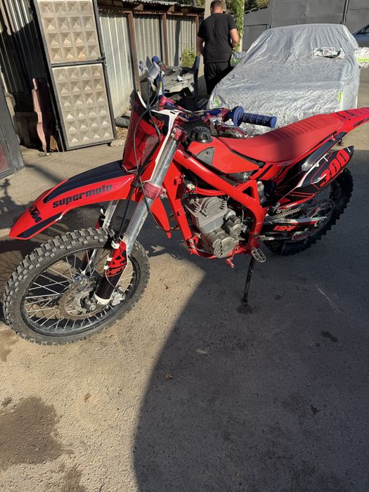 Продам эндуро 300куб