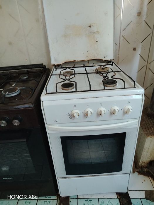 Газ плита, состояние не плохой