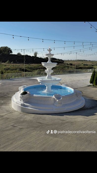 Lei/cai/fantani arteziene/statuete