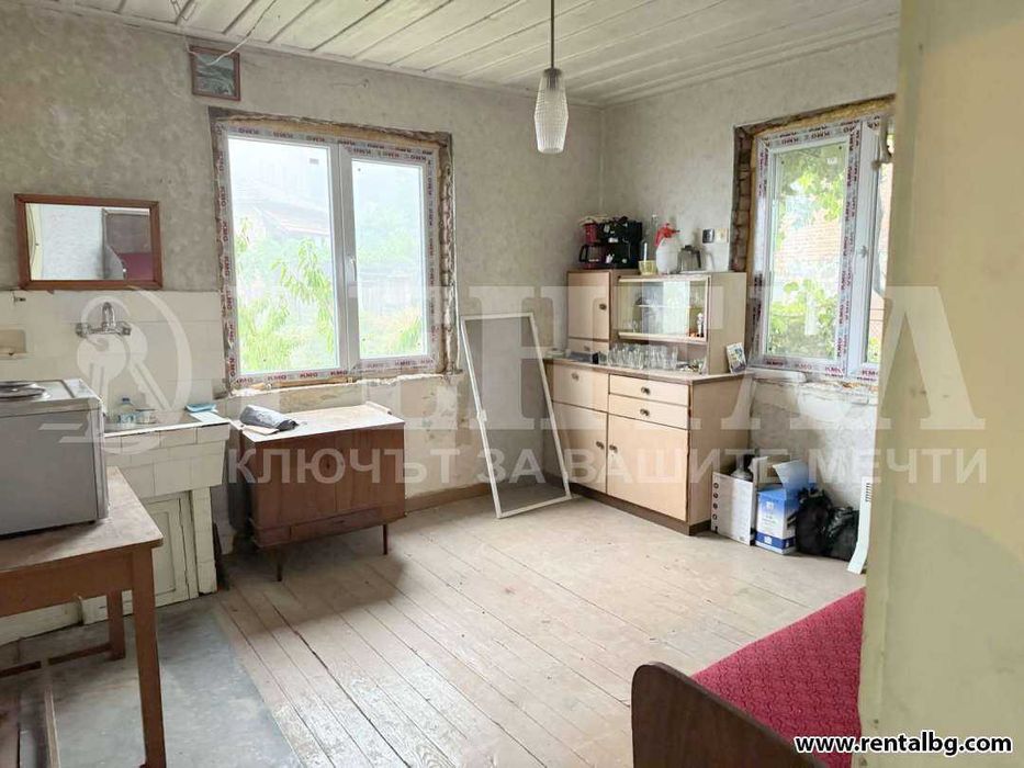 Продава се Къща в с. Розово, Област Пазарджик - 162 кв.м за 363 €/кв.м - Снимка #5