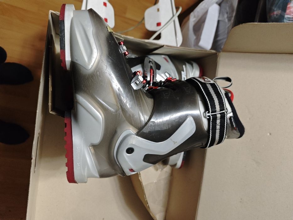 Лыжи с ботинками