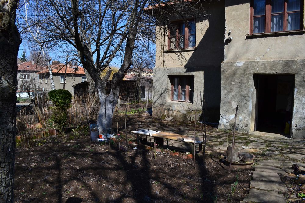 Продава се Къща в Брезник - 124 кв.м за 402 €/кв.м - Снимка #19