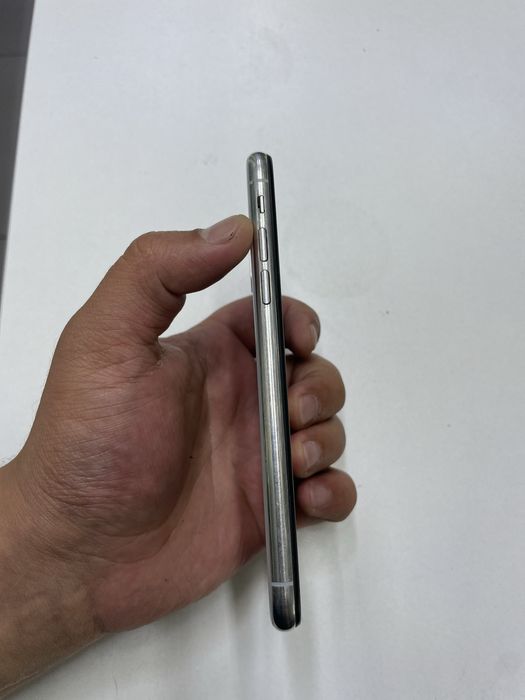 Iphone X  (256GB) в идеальном состояний