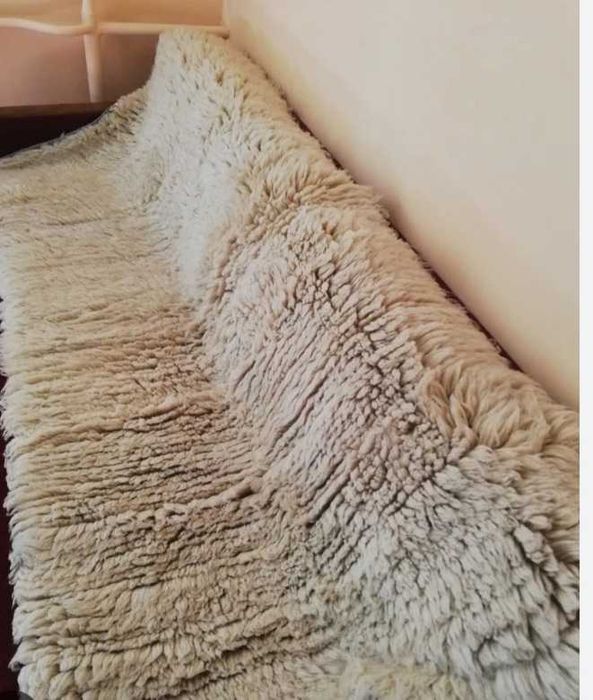 Топли и меки китеници за холова гарнитура за всеки дом.-100лв.