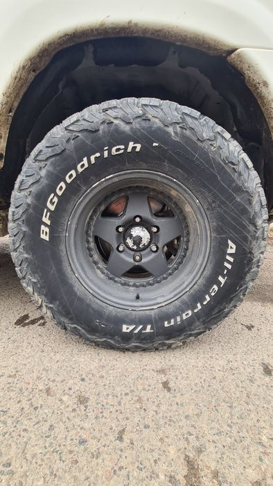 Диск с покрышкой 285/75/16