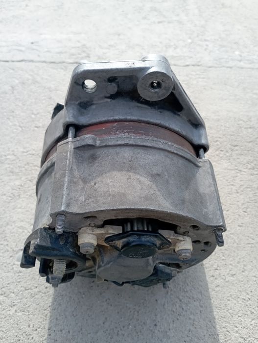 Генератор на Passat , Audi