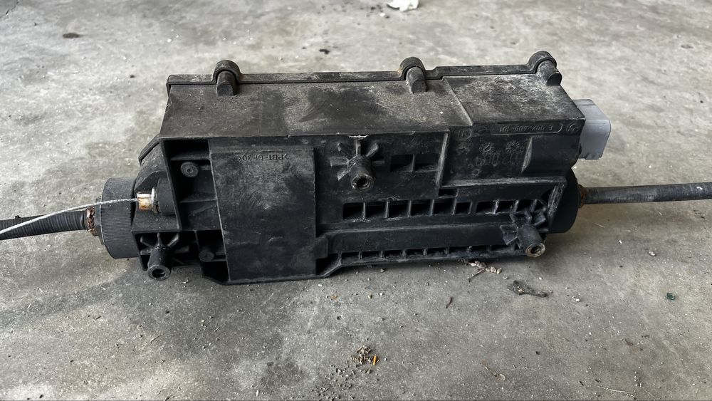 BMW F07 електрическа ръчна спирачка