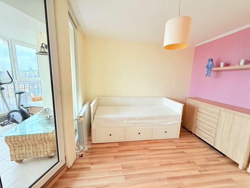 Дава се под наем Тристаен апартамент в София, Гоце Делчев - 155 кв.м за 1246.44 € - Снимка #8