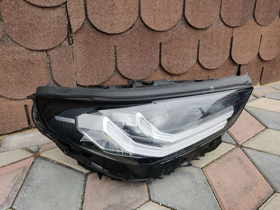 Far dreapta Xenon Full LED BMW X3 G45 2025-202 Cod 5A1BD18-08