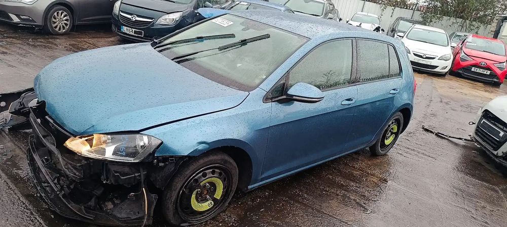 Dezmembrari / Dezmembrez Volkswagen Golf 7 (5G) 1.4 TSI CPTA cutie viteze manuala cod culoare LA5J