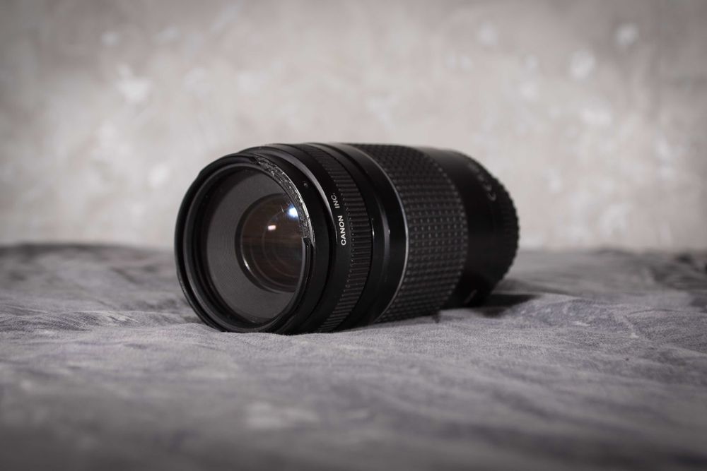 Canon 75-300 4-5.6 III