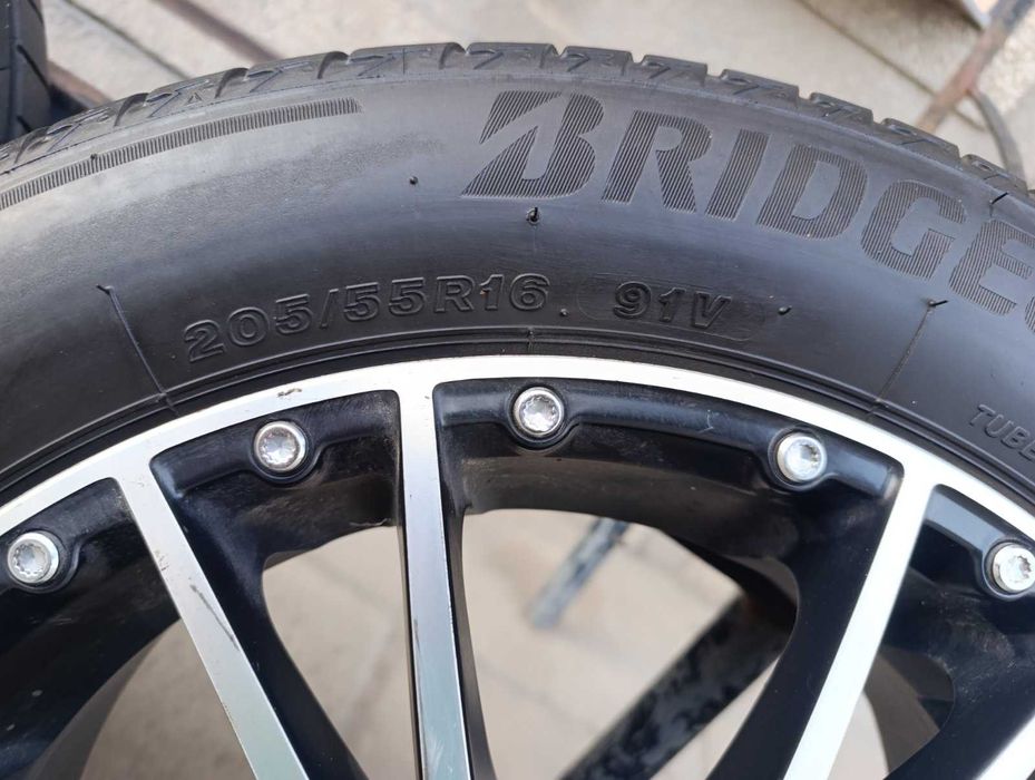Алуминиеви джанти "Advanti Racing" 5x100 16 с гуми Bridgestone Turanza