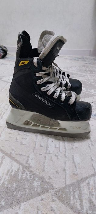 Продам коньки 36 размер